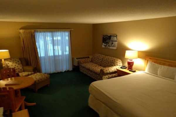 Hotel Ruttgers Bay Lake Lodge (Deerwood)